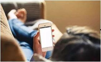 头条夜深了还能玩吗女生,深夜时分，女生如何享受休闲时光？