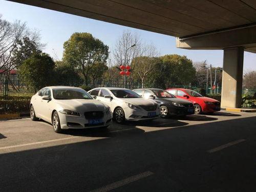 昆明网红打卡跑车在哪里,探寻城市时尚新地标